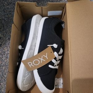 Size 9 Bayshore Slip on Shoes